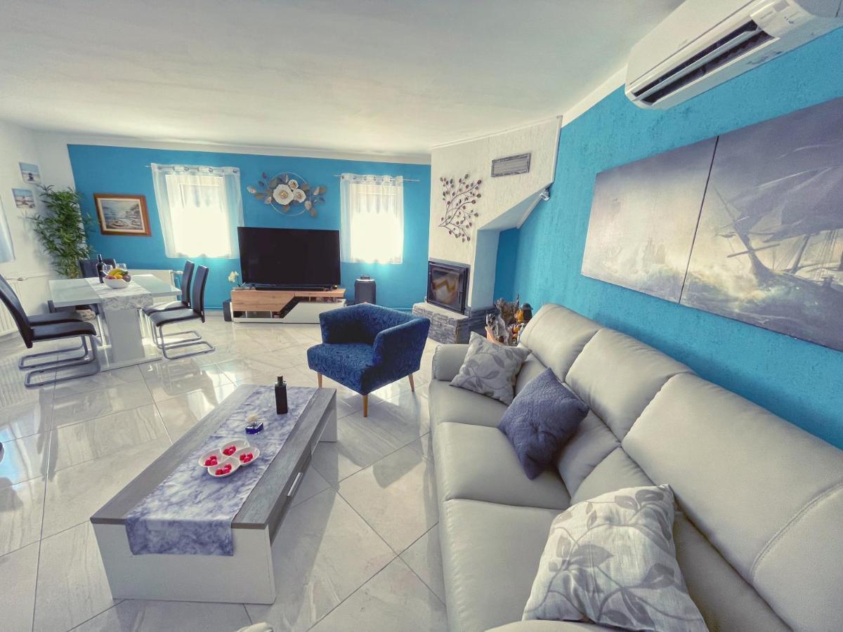 באקר Villa Volcera מראה חיצוני תמונה