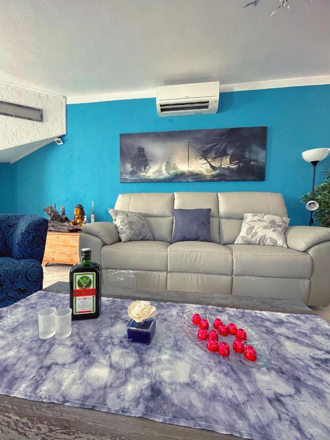 באקר Villa Volcera מראה חיצוני תמונה
