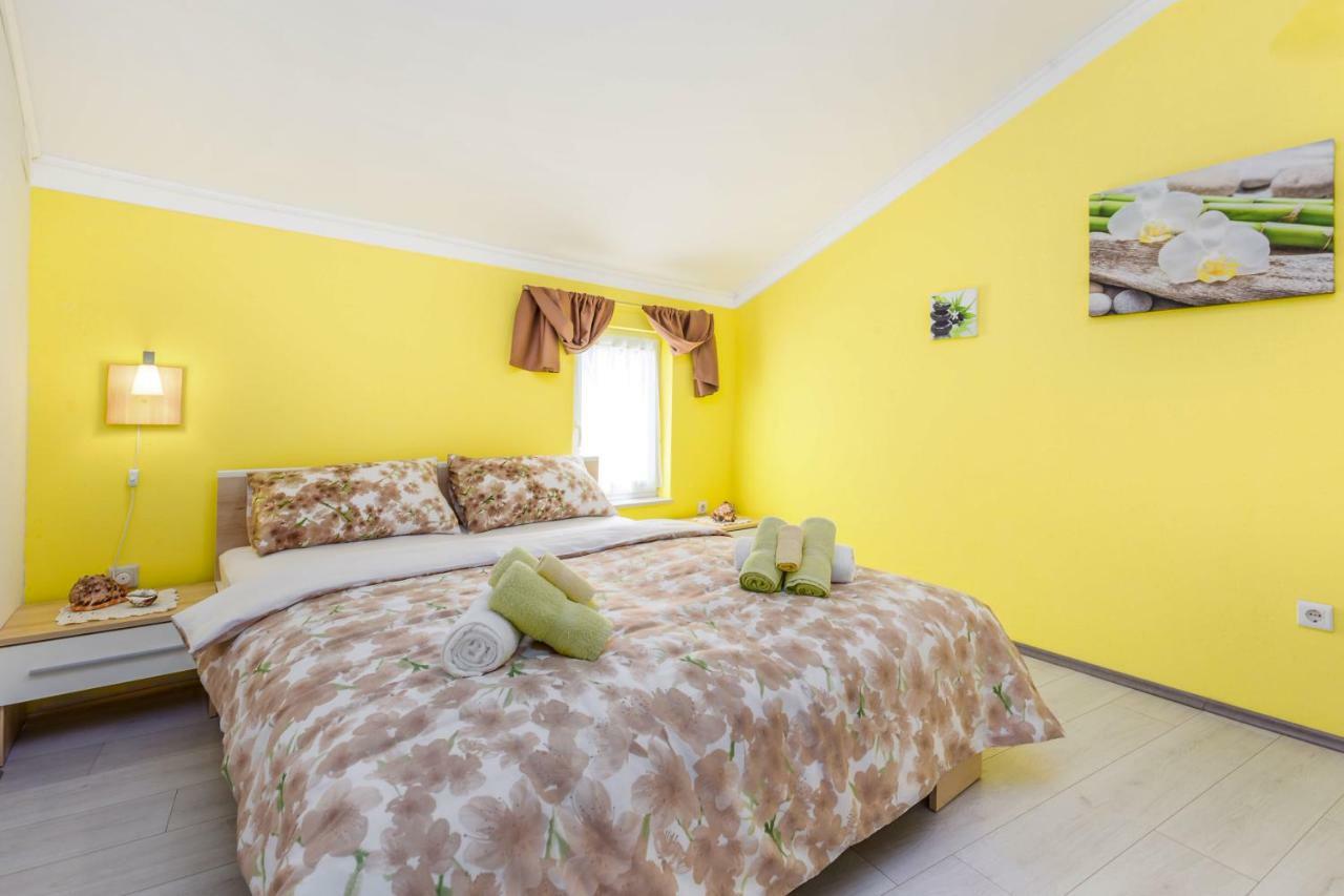 באקר Villa Volcera מראה חיצוני תמונה