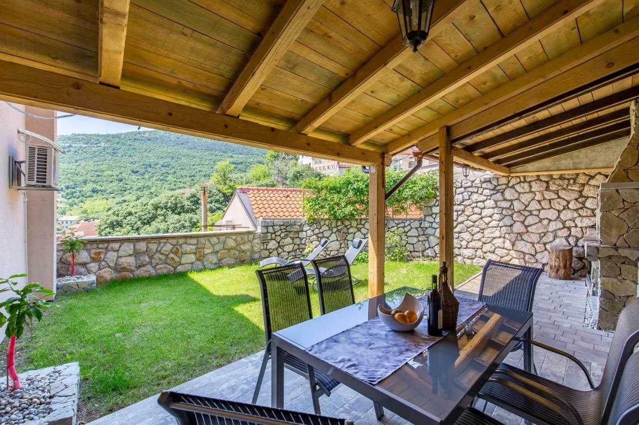 באקר Villa Volcera מראה חיצוני תמונה