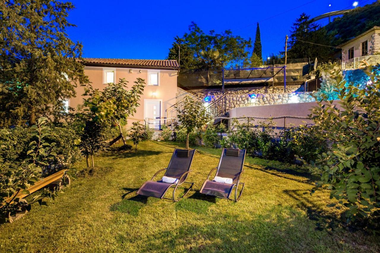 באקר Villa Volcera מראה חיצוני תמונה